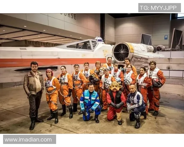 足球星球卡片全套图片大全精美合集尽享明星球员风采与经典时刻