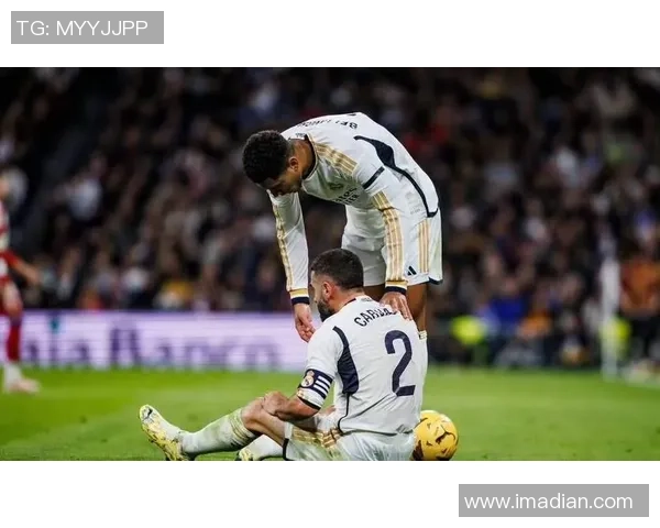 皇马足球后卫球星盘点及其在球队中的关键作用分析