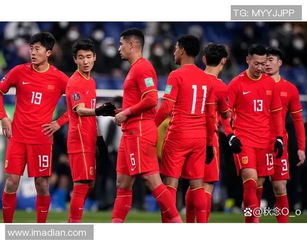 足球明星眼中的中国：从赛场到文化交流的多维视角